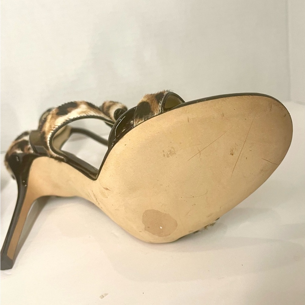 Jimmy Choo Leopard and Black Patent leather sides and Heels - Picture 3 of 6